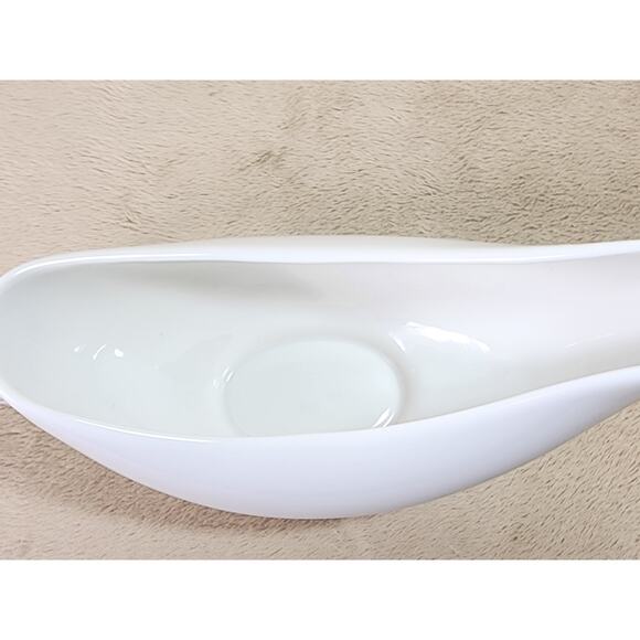 Martha Stewart Gravy Boat Sauceboat Bowl Pitcher White Porcelain Dinnerware - Picture 9 of 11